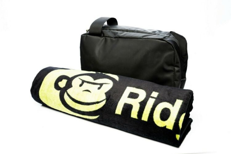 Picture of Ridgemonkey LX Bath Towel and Shower Caddy