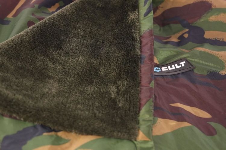 Picture of Cult DPM Deluxe Sherpa Bed Cover