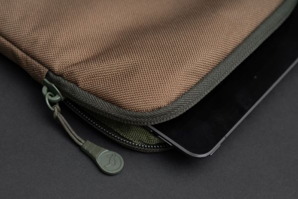 Picture of Korda Compac Lightweight Small Tablet Bag
