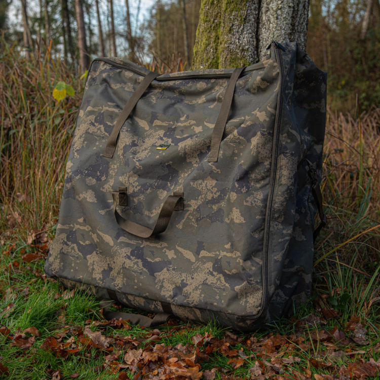 Picture of Solar Tackle Undercover Camo Bedchair Bag