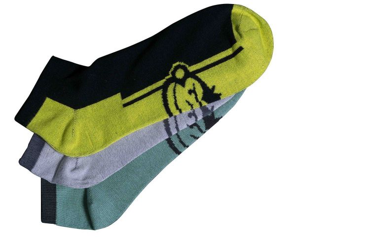 Picture of Ridgemonkey APEarel CoolTech Trainer Socks (3 pack)