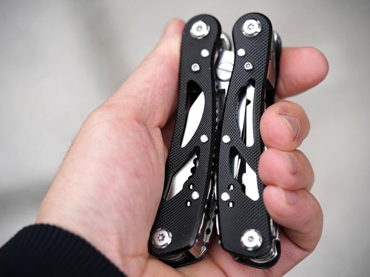Picture of Spro Freestyle Folding 13 in 1 Multi Tool