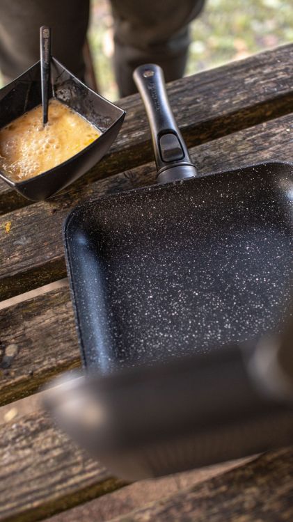 Picture of RidgeMonkey Connect Pan & Griddle XXL Granite Edition