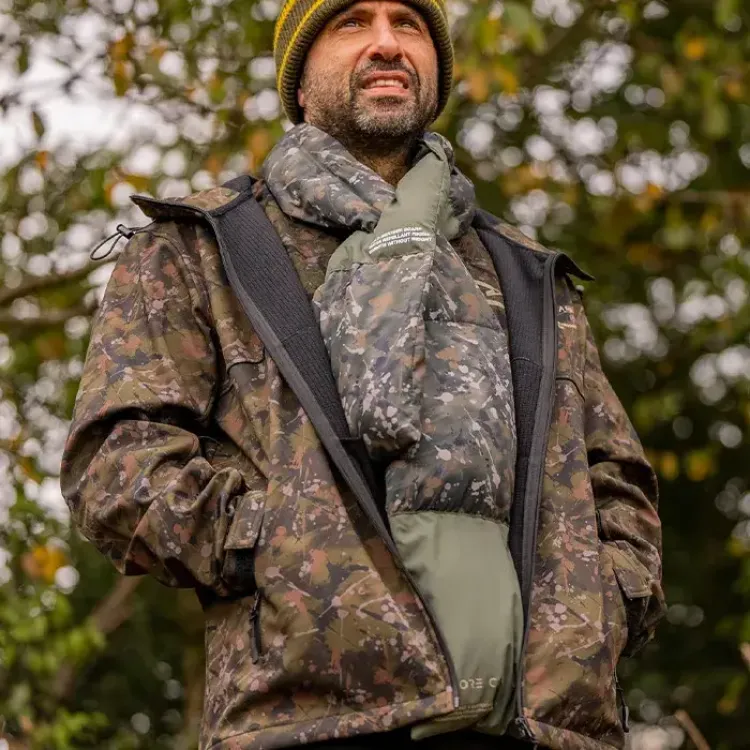 Picture of One More Cast Water Repellent camo puffer scarf