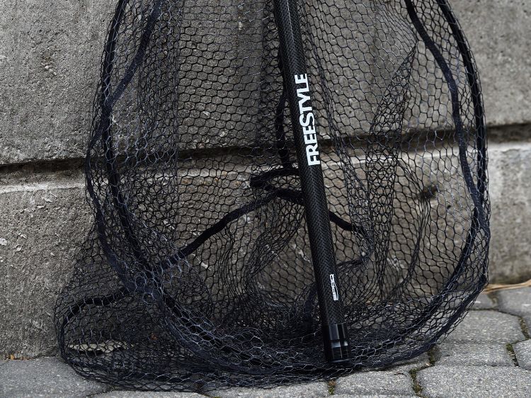 Picture of Spro Freestyle Telescopic Carbon Flick Landing Net 